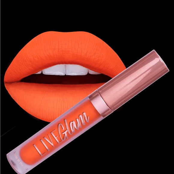 Kiss Me Matte Liquid Lipstick Crush - Picture 2 of 2